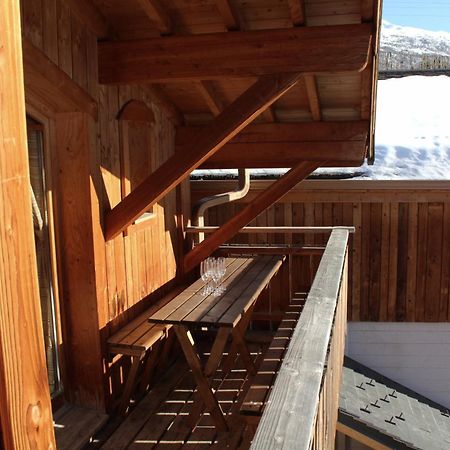 Cosy 4 Bedroom Chalet With Hot Tub Saint-Marcel  Экстерьер фото