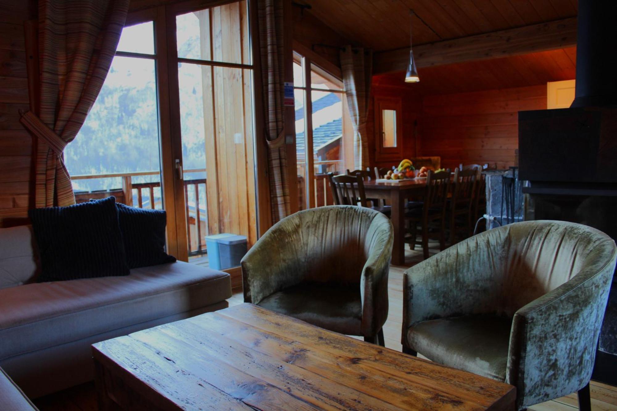 Cosy 4 Bedroom Chalet With Hot Tub Saint-Marcel  Экстерьер фото